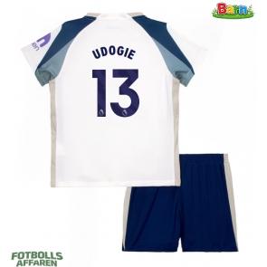 Tottenham Hotspur Destiny Udogie #13 Hemmaställ Barn 2025-26 Kortärmad (+ Korta byxor)